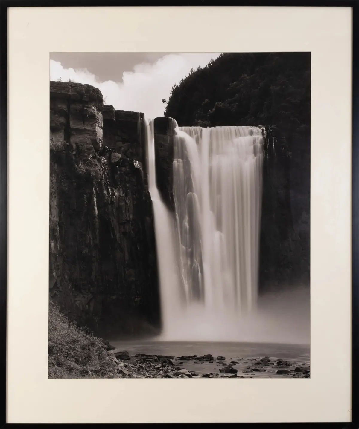 Salto Cunha, série Quedas D’água, 2002 — Valdir Cruz