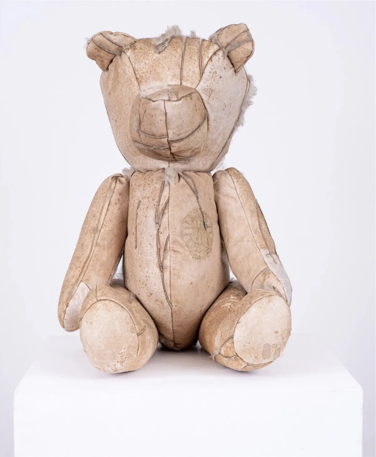 Avesso 4, da série Teddy Bear, 2006 — Odires Mlászho