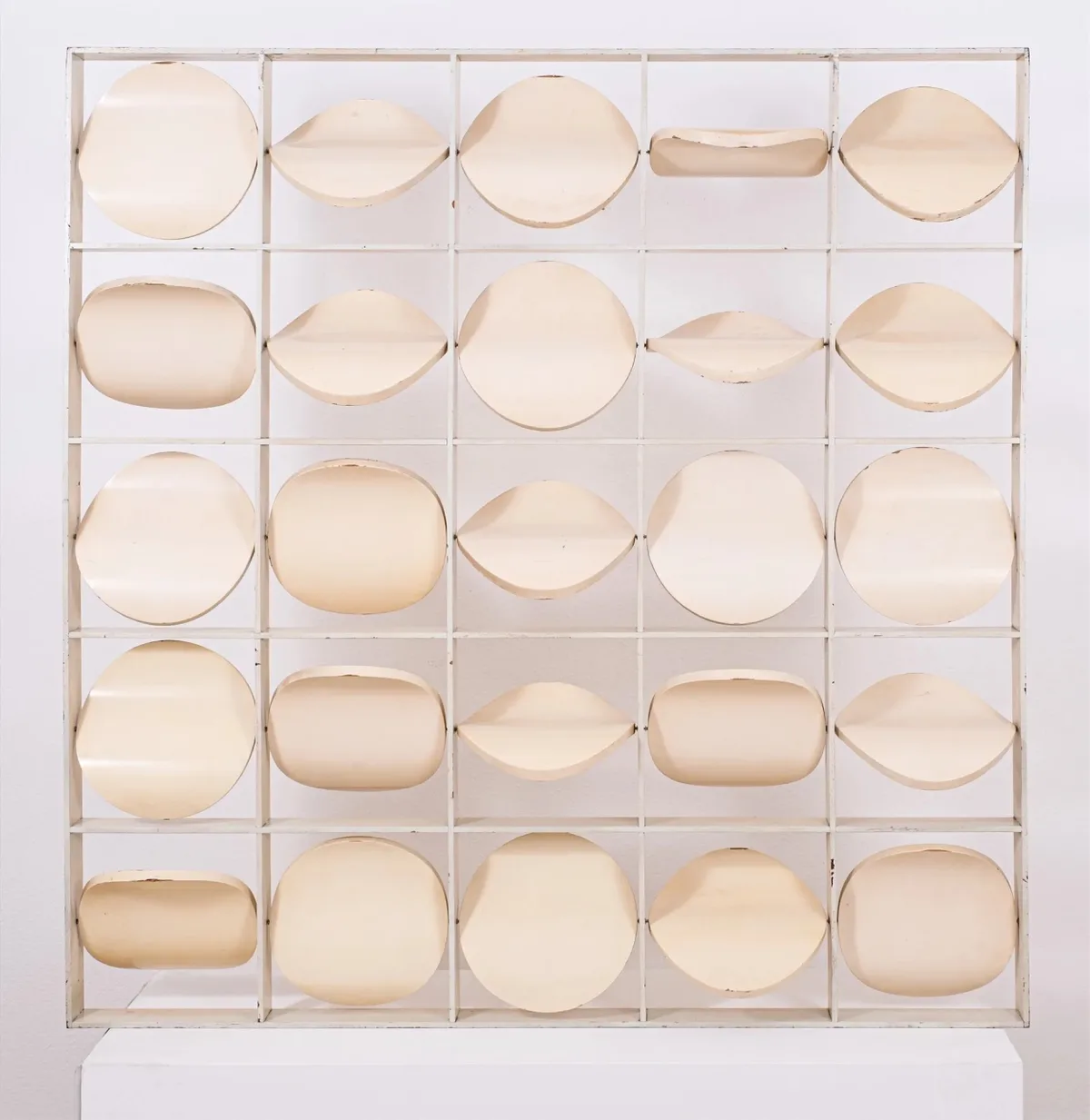Espaço branco — Yutaka Toyota